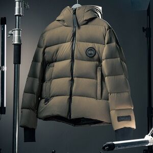 Canada Goose Men's Hooded Puffer Jacket in Olive